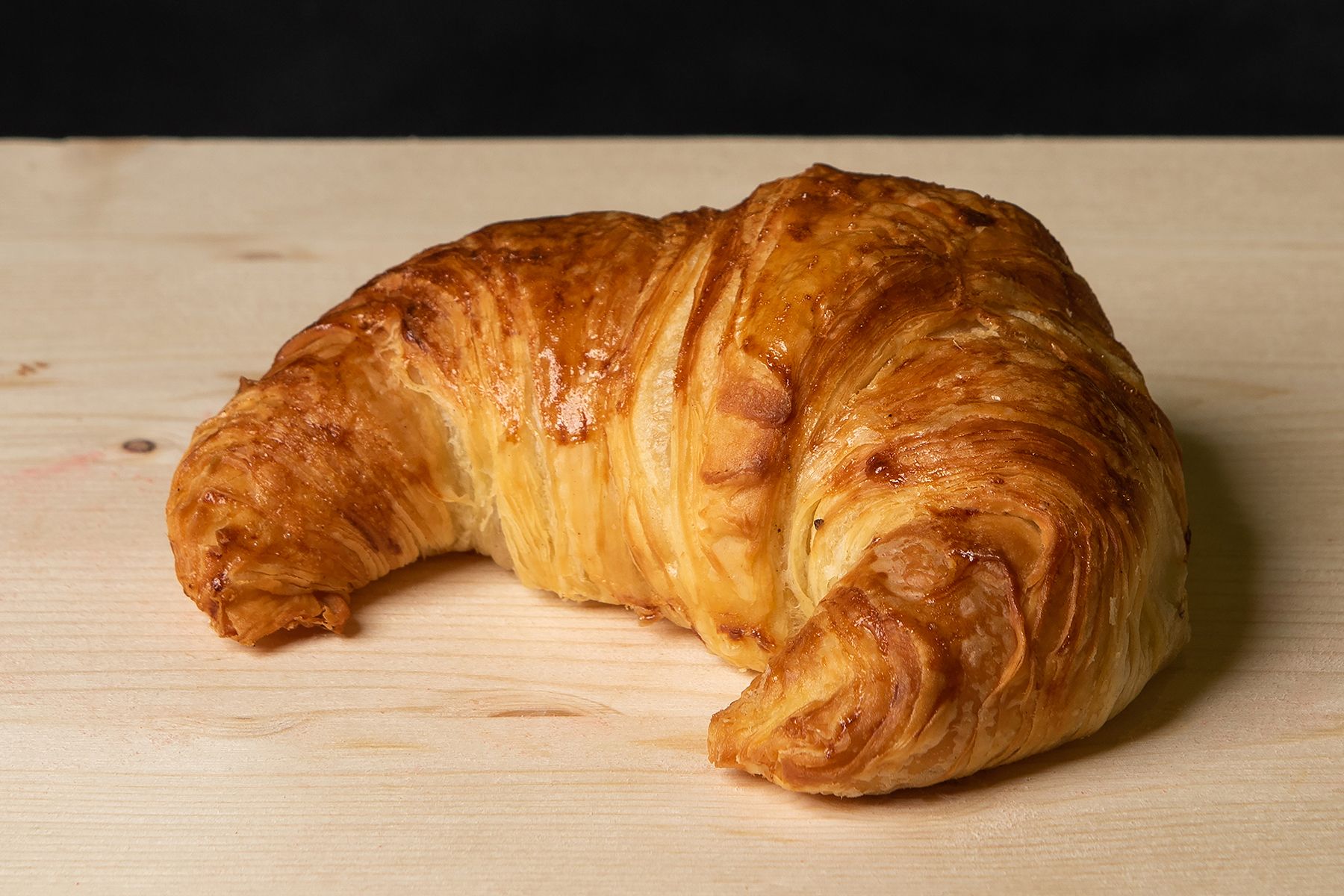 Croissant pur beurre MAISON LENOIR Croissant pur beurre MAISON LENOIR